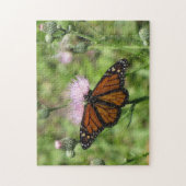 Monarque papillon sur le socle rose Jigsaw Puzzle (Vertical)