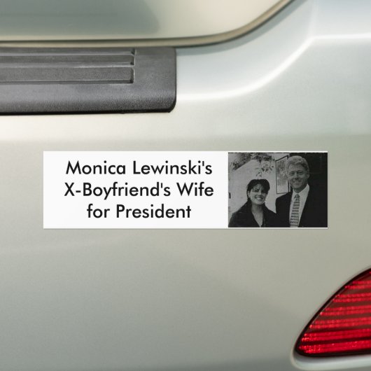 Monica Bumpersticker (Op auto)