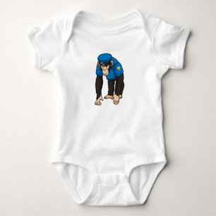 Monkey als politieagent met uniform romper
