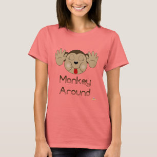Monkey die uit Tongue Monkey kruist rond T-shirt