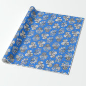 Monochrome bloemen op Bright Blue Ground Giftwrap Cadeaupapier (Uitgerold)