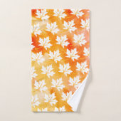 monochrome jaune orange de la feuille d'érable bla (Serviette à main)