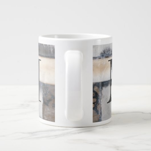 Monogram | Aarde en rook I Extra Grote Beker (Achterkant)