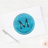 Monogram adreslabel in Turquoise blauw Ronde Sticker (Envelop)