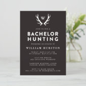 Monogram Antlers Hunting Bachelor Party Invitation Kaart (Staand voorkant)