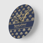 Monogram ART Deco Navy Blue Gold Shells Passen get Ronde Klok (Hoek)