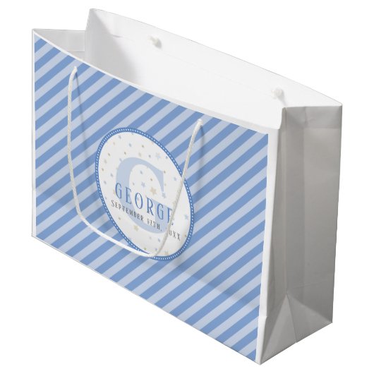 Monogram Baby Blue Large Gift Bag Groot Cadeauzakje (Voorkant Gekanteld)