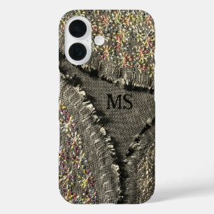 Monogram bedrukt linnen look bloemgrijs pastel iPhone 16 hoesje
