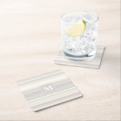 Monogram beige strepen vierkante kartonnen onderzetter (Insitu)