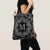 Monogram Black en Silver Filigree Motif Canvas tas (Dichtbij)