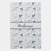 Monogram Black White Silver Grey Floral Leaves Theedoek (Verticaal)