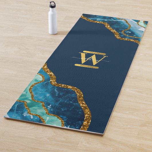 Monogram blauw en goudgrijs Geode Glitter Yogamat (In situ)