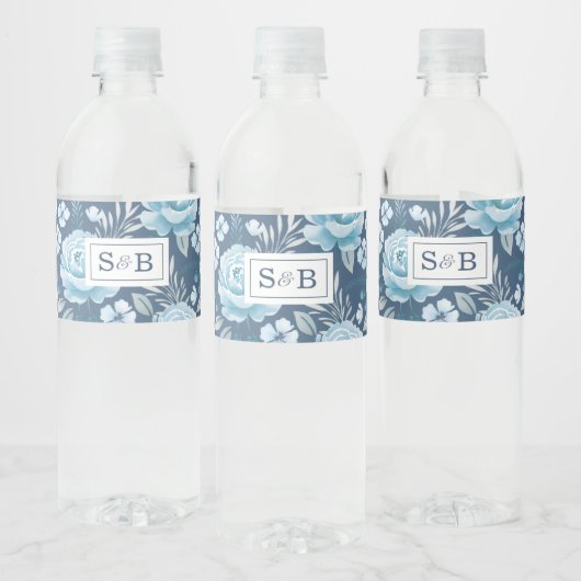 Monogram Blauwe Bloemen Huwelijk Waterfles Etiket (Flessen)