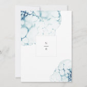 Monogram blauwe Nautical Destination Wedding Kaart (Achterkant)