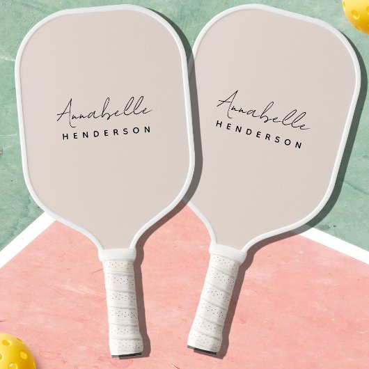 Monogram Blush Pink | Moderne, minimalistische vro Pickleball Paddle