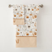 Monogram Boho Bloemen Bruin Beige Grijs Botanisch Bad Handdoek (Insitu)