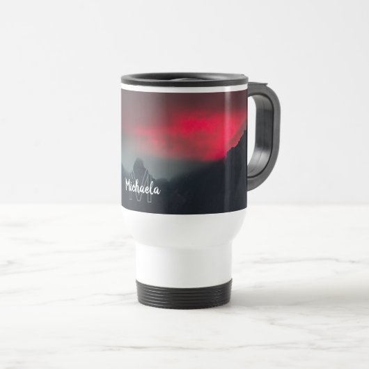 Monogram brandende wolken, mist en bergen reisbeker (Voorkant rechts)