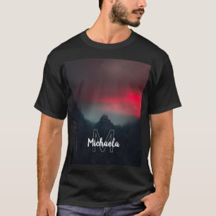 Monogram brandende wolken, mist en bergen t-shirt