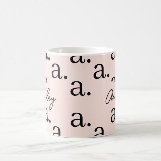 Monogram Classic Elegant Schattige Script Naam Pat Koffiemok (Center)