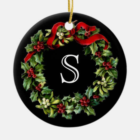 Monogram Classic Holly WreatCustom Kerstmis Keramisch Ornament (Voorkant)