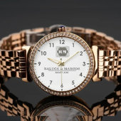 Monogram Custom Couple Names – Elegant gift Horloge