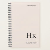 Monogram Eenvoudig Elegant Blush Roze Gepersonalis Planner (Voorkant)