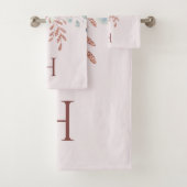 Monogram Elegant Roze Roze Pioen Bloemen Bad Handdoek (Insitu)