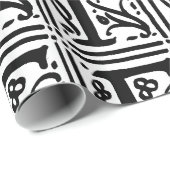 Monogram F Initiaal Black en White Floral Pattern Cadeaupapier (Rol Hoek)