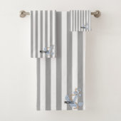 Monogram gestript patroon met schattig Anchor grij Bad Handdoek (Insitu)