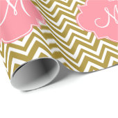Monogram goud en witte Chevron Patroon met roze Cadeaupapier (Rol Hoek)