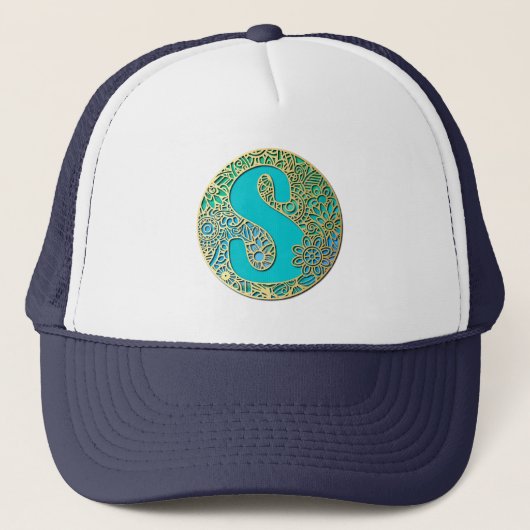 Monogram gouden en turquoise S en kleurrijke bloem Trucker Pet (Voorkant)