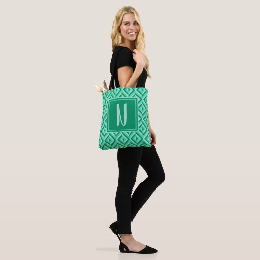 Monogram Groen Drietonig Diamantpatroon Draagtas (Op model)