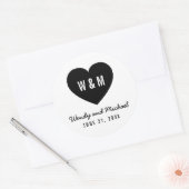 Monogram hart Moderne bruiloft Opslaan Datum Ronde Sticker (Envelop)