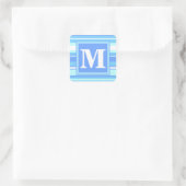 Monogram hemelblauwe strepen vierkante sticker (Tas)