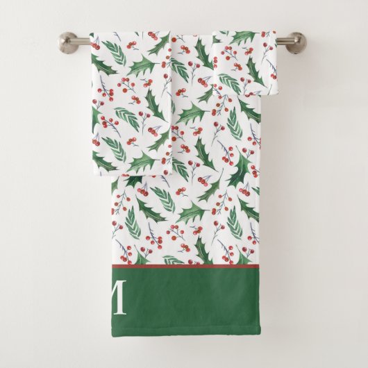 Monogram Holly and Red Berry Bad Handdoek (Insitu)