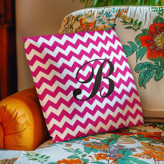 Monogram Hot Pink en White Chevron Kussen (Monogram Hot Pink and White Chevron Throw Pillow)
