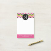 Monogram Hot Pink, Limoen en Black Chevron Pattern Post-it® Notes (Op bureau)