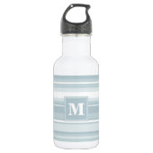 Monogram ijsblauwe strepen waterfles  (Voorkant)