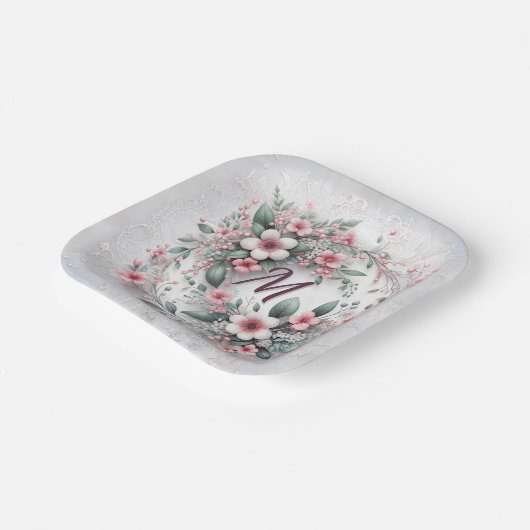 Monogram in elegante bruiloft bloemenkrans papieren bordje (Gebogen)