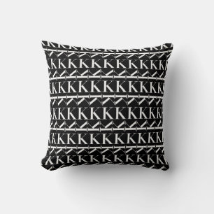 Monogram Initiaal letter K Kussen