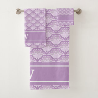 Monogram Initial Abstract Purple Floral Pattern Bad Handdoek
