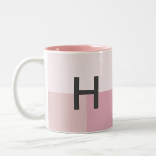 Monogram Kleurblok Blush Pastel Bleek Roze Modern Tweekleurige Koffiemok