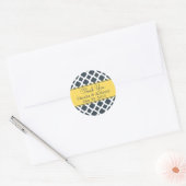 Monogram Kool met geel Quatrefoil Patroon Ronde Sticker (Envelop)