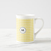 Monogram Latte Mokken | Gele houndstooth (Rechts)