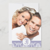Monogram  Lavender Damask Foto Wedding Kaart (Achterkant)