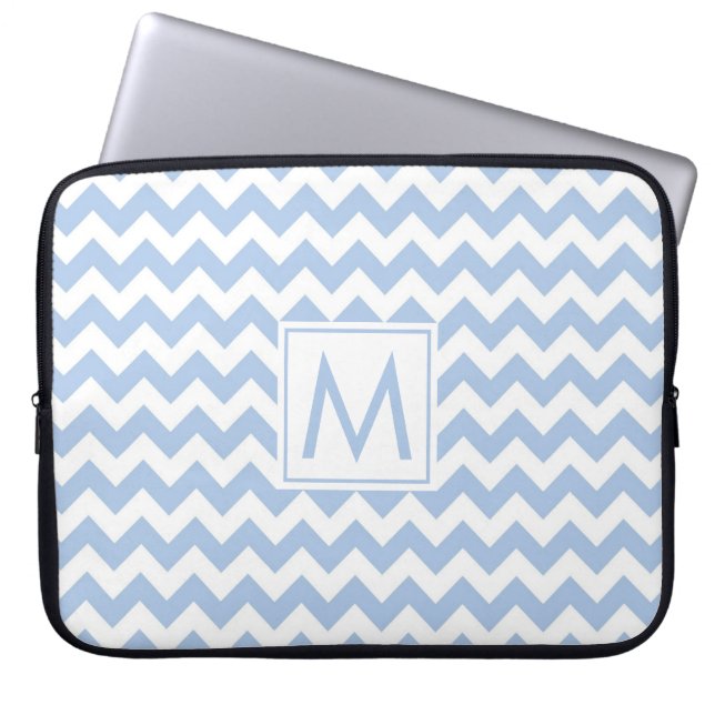 Monogram Light Blue White Chevron Stripe Patroon Laptop Sleeve (Voorkant)