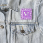 Monogram lilac purple circles pattern vierkante button 5,1 cm (In situ)