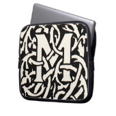  Monogram M Art Nouveau Letter Laptop Sleeve (Voorkant Links)