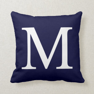 Monogram M op marineblauw Kussen