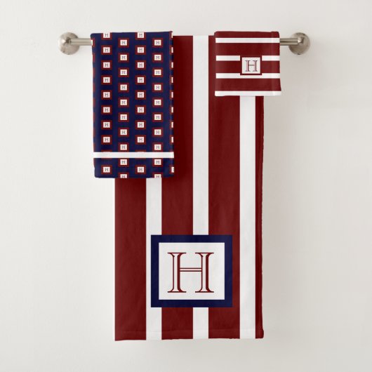 Monogram Maroon Rouge Blanc bleu marine (En situation)